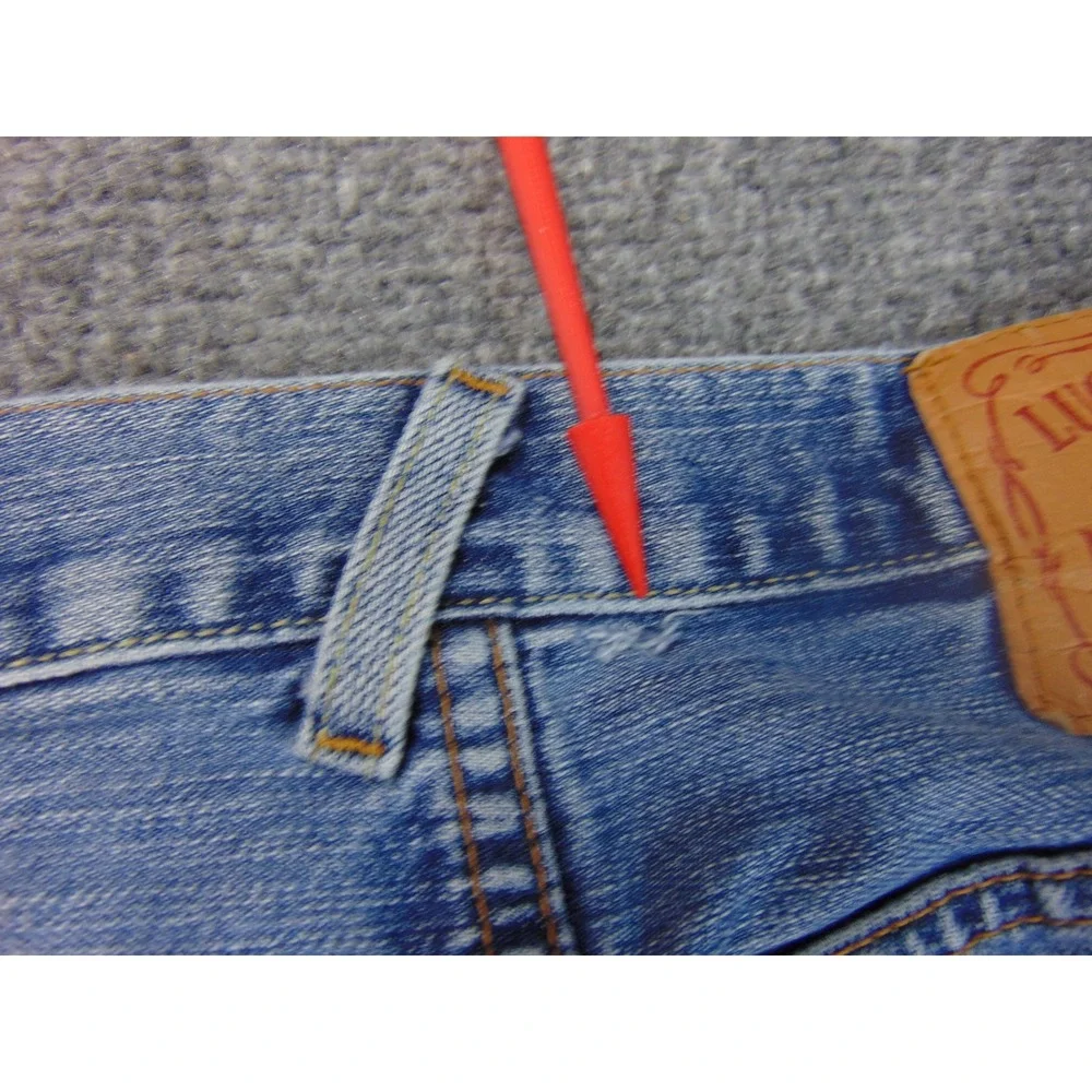 Lucky Brand Dungarees Jeans Mens 31x32 Blue USA Made Heritage FLAW